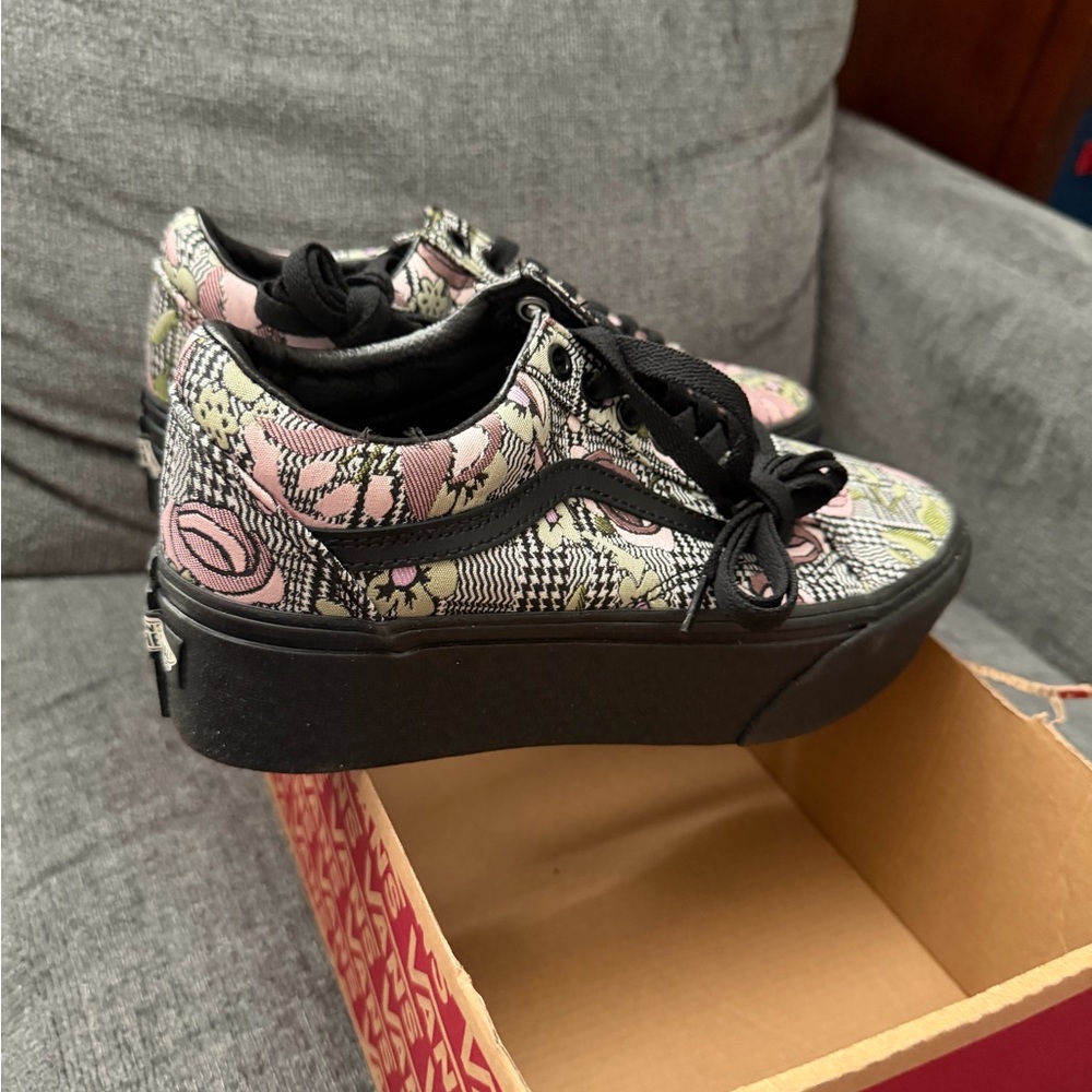 Vans Old Skool Stackform Womens Platform Shoes Romantic Goth Floral Tapestry 8 - Picture 5 of 8
